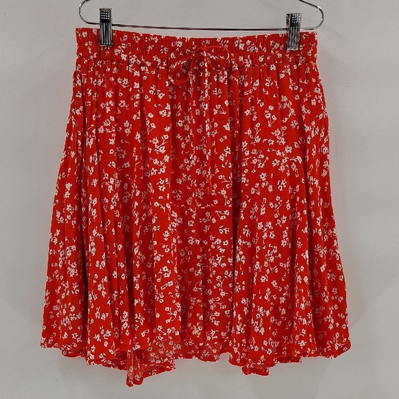 Mudpie Mini Skirt Size Medium White Floral Print Lined Flowy Twirly - Picture 1 of 9